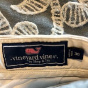 Vineyard Vines Men's Flat Front Shorts - Cream